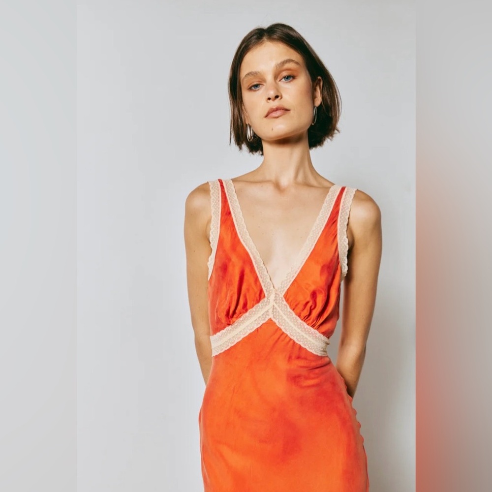 VRG GRL MEET ME ON THE DANCE FLOOR BIAS CUT MAXI DRESS - Orange - Picture 2 of 8